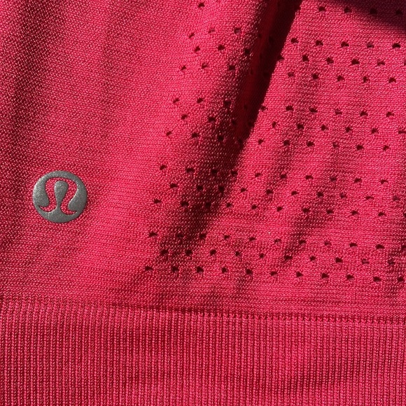 Pink Lululemon Tank lightly used - Picture 3 of 3